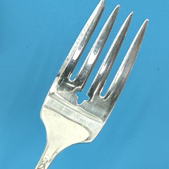 Oneida Community Tudor Plate 1946 Queen Bess II Set of 6 Salad Forks Silverplate - Picture 5 of 7